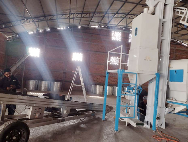 Mobile Seed Cleaning Machine Processing Grain Onsite