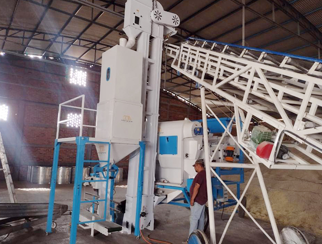 Mobile Seed Cleaning Machine Processing Grain Onsite